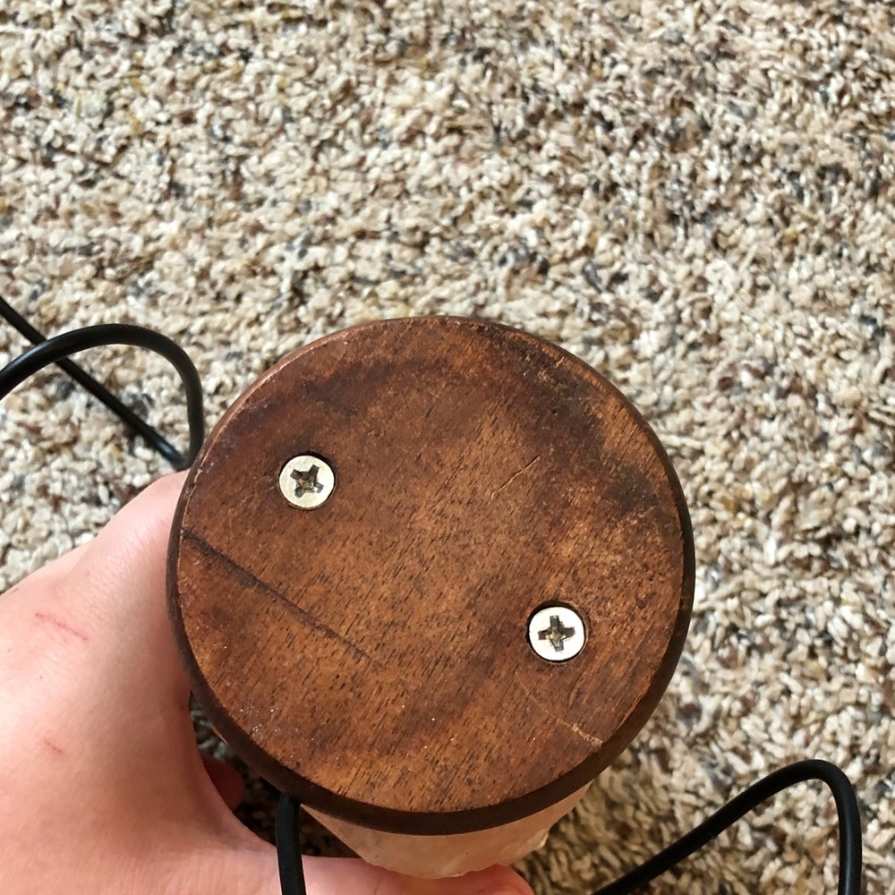 Mini Salt Lamp - Picture 4 of 5